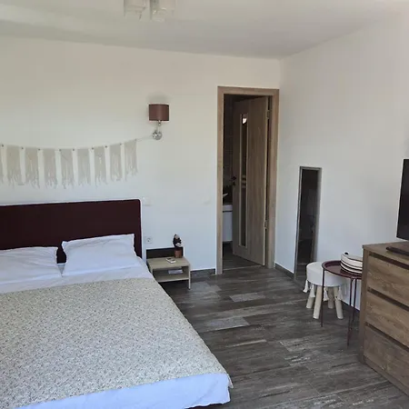 Pensiune Casa Eva-corbu